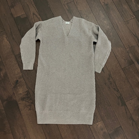 Ladies Aritzia Seville Merino Wool Dress S - Picture 1 of 6